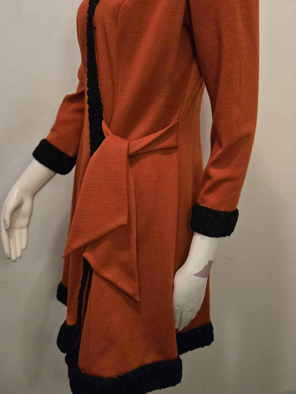 Vtg Alfred Werber 1960S MOD Red Wrap Coat Foxy Red & Black Faux Shearling S/M - Picture 9 of 16